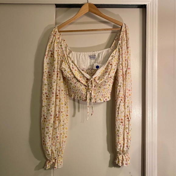 NWT Charlie Holiday Bobby Top in Ditsy Floral SZ L - Picture 5 of 7